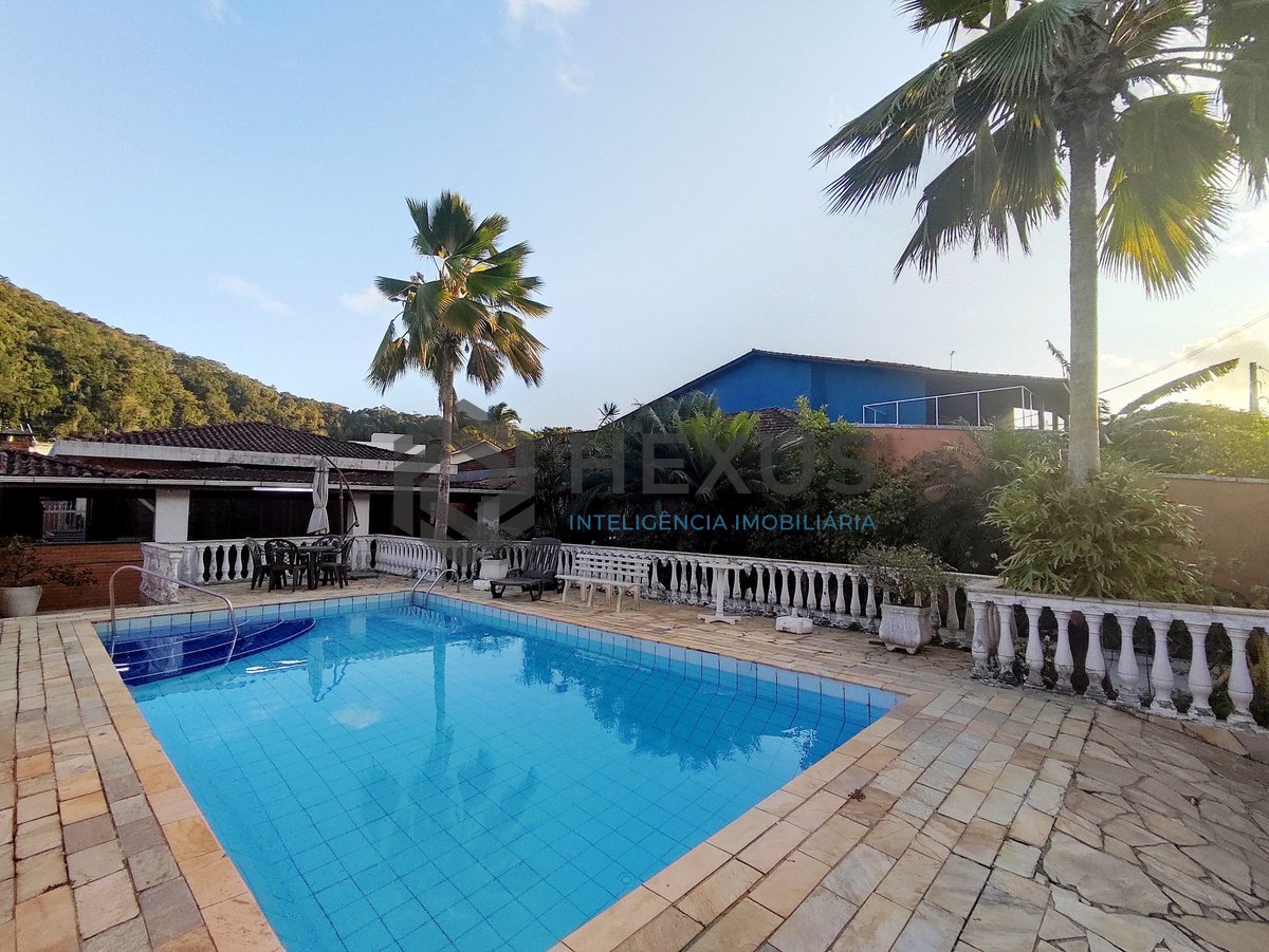 Foto 29 de Casa com lazer, piscina e churrasqueira na Praia do Guaiuba, Guaruja
