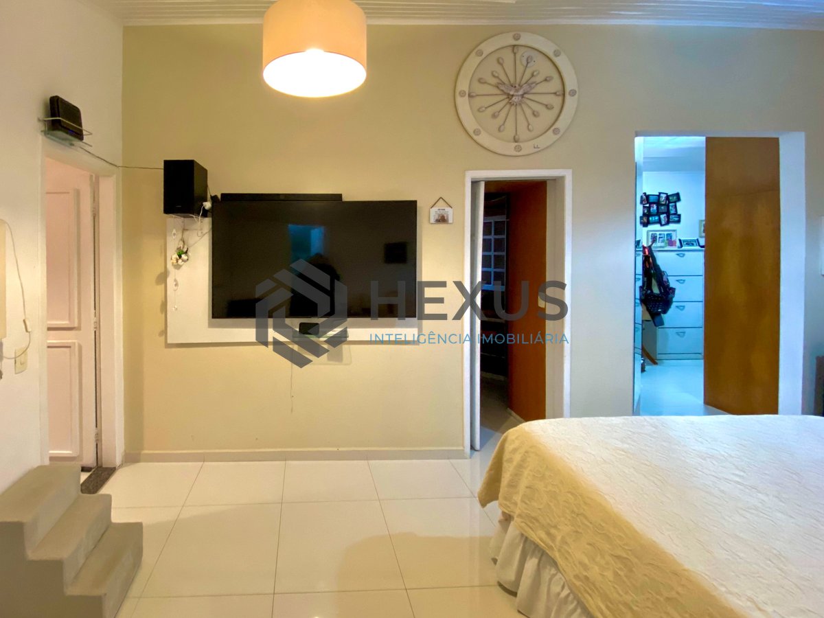 Foto 23 de Casa em condomínio fechado na Praia do Pernambuco, Guaruja