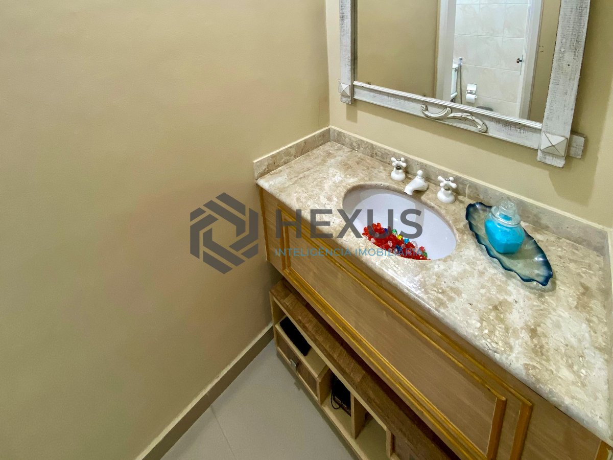 Foto 9 de Casa em condomínio fechado na Praia do Pernambuco, Guaruja