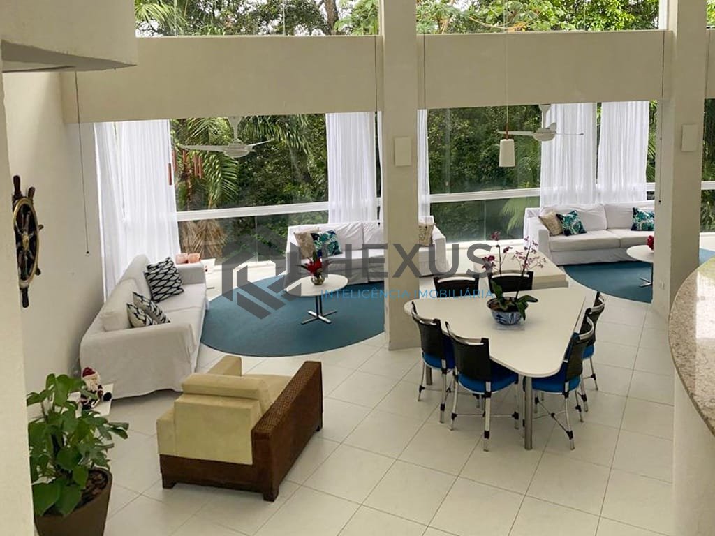 Foto 24 de Casa luxuosa de alto padrão no Condomínio Iporanga, Guaruja