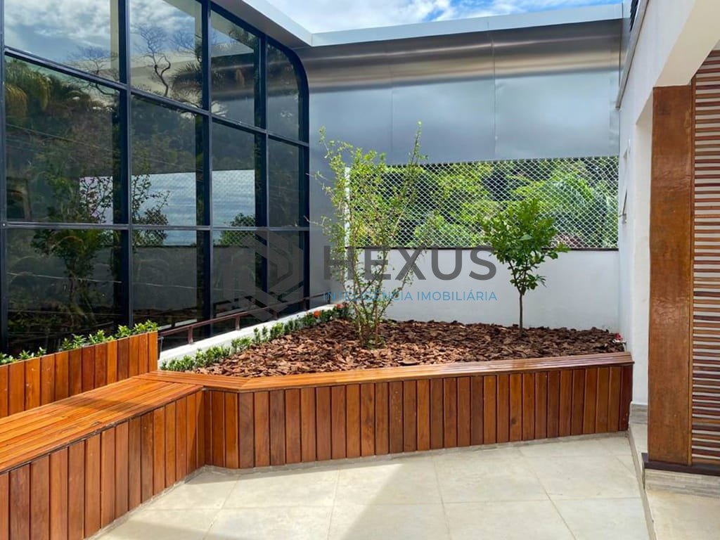 Foto 39 de Casa luxuosa de alto padrão no Condomínio Iporanga, Guaruja