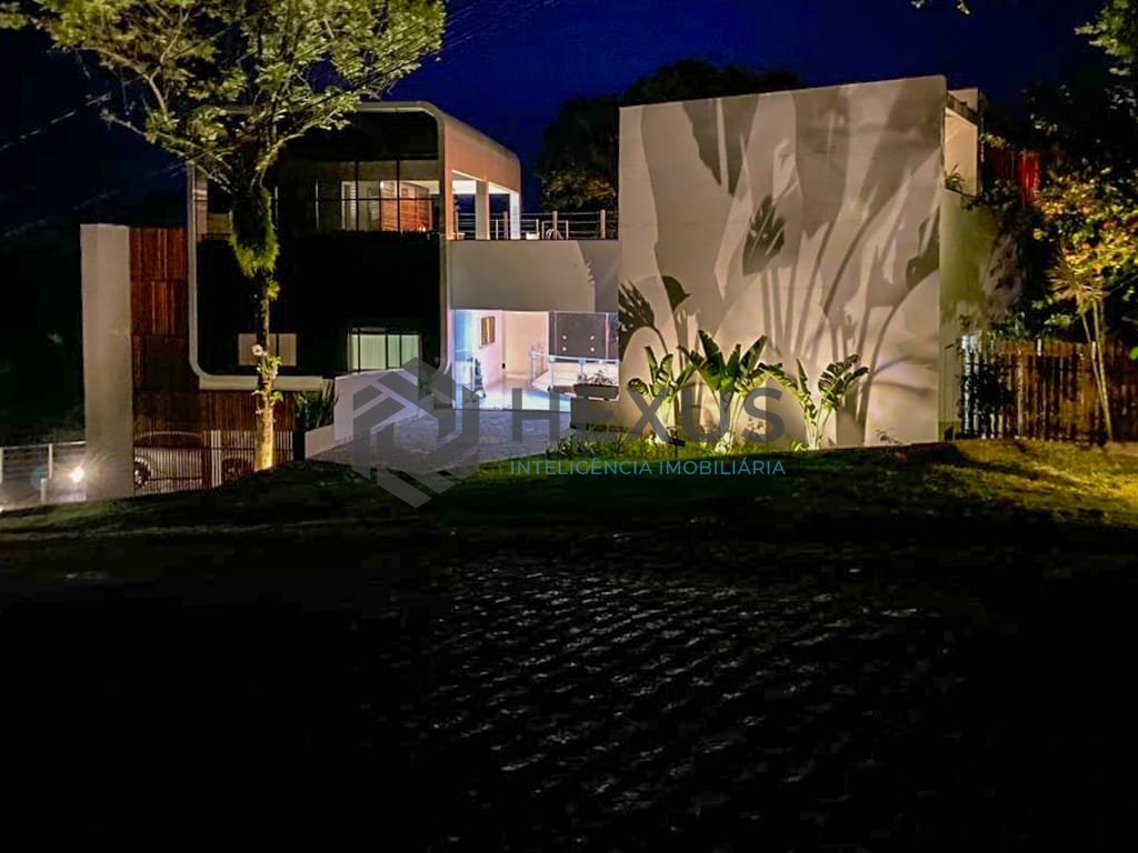 Foto 56 de Casa luxuosa de alto padrão no Condomínio Iporanga, Guaruja