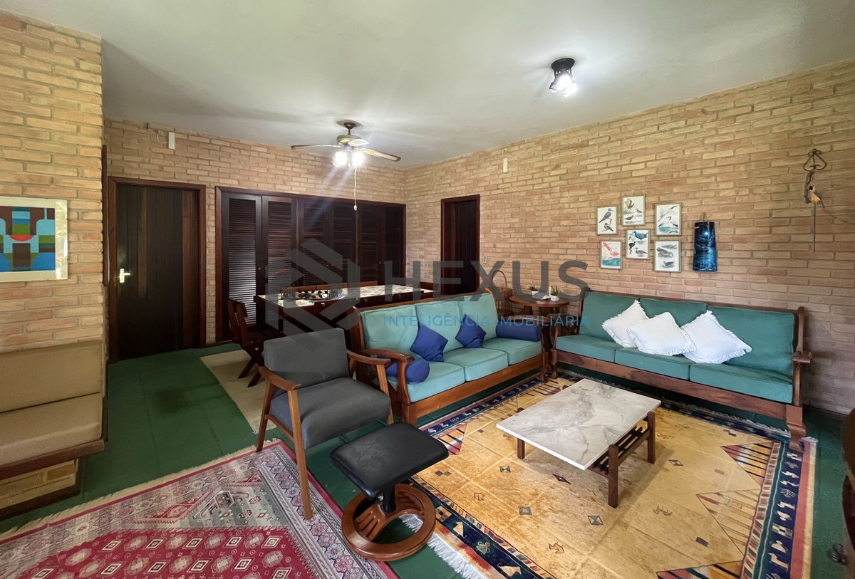 Foto 17 de Casa perfeita para pousada ou retiro no Jardim Guaiuba, Guaruja