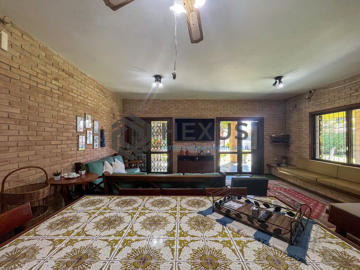Foto 20 de Casa perfeita para pousada ou retiro no Jardim Guaiuba, Guaruja