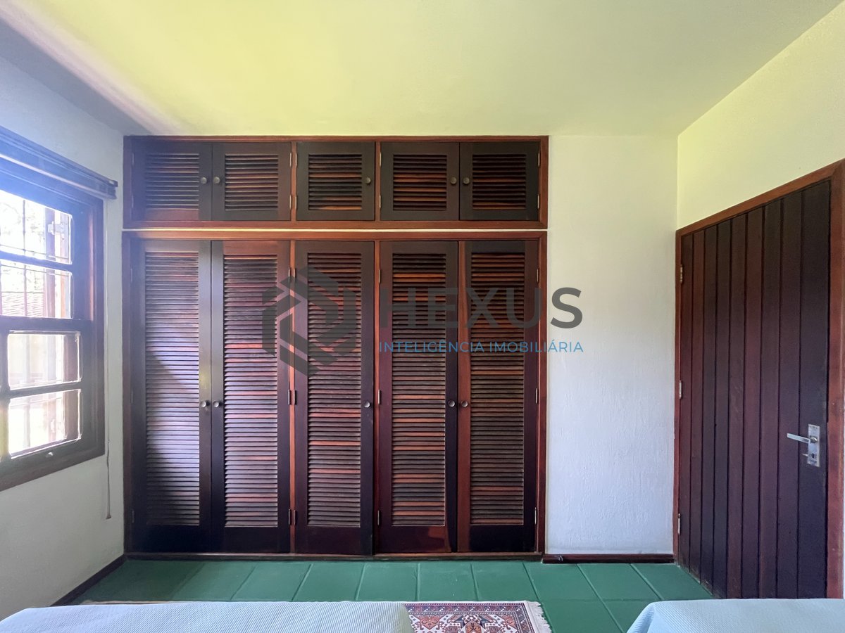 Foto 23 de Casa perfeita para pousada ou retiro no Jardim Guaiuba, Guaruja