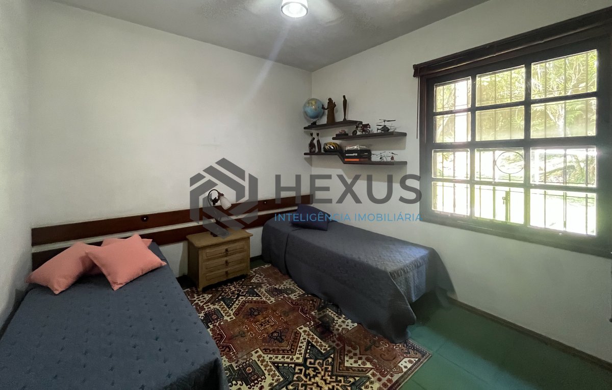 Foto 24 de Casa perfeita para pousada ou retiro no Jardim Guaiuba, Guaruja