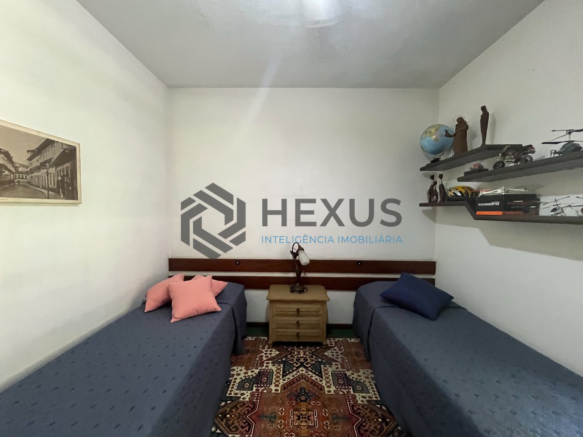 Foto 25 de Casa perfeita para pousada ou retiro no Jardim Guaiuba, Guaruja