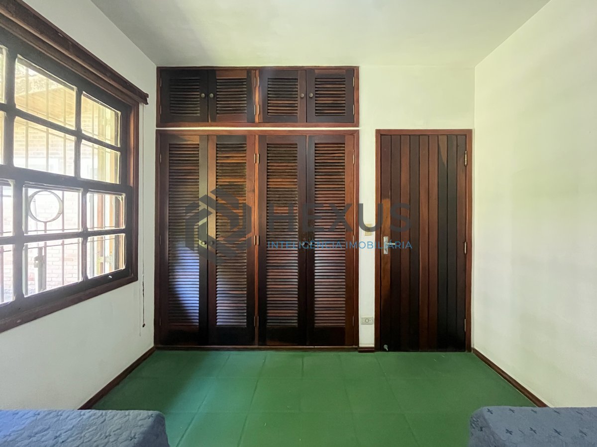 Foto 26 de Casa perfeita para pousada ou retiro no Jardim Guaiuba, Guaruja