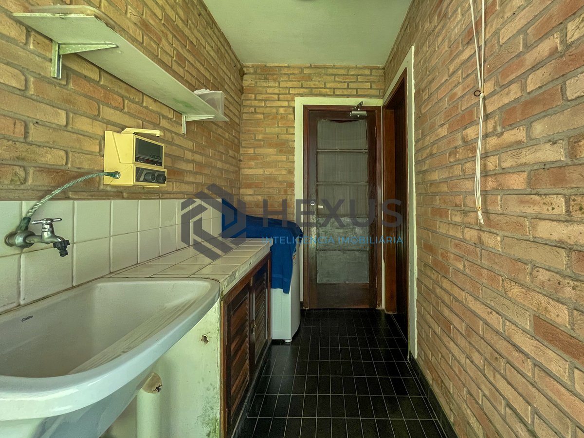 Foto 46 de Casa perfeita para pousada ou retiro no Jardim Guaiuba, Guaruja