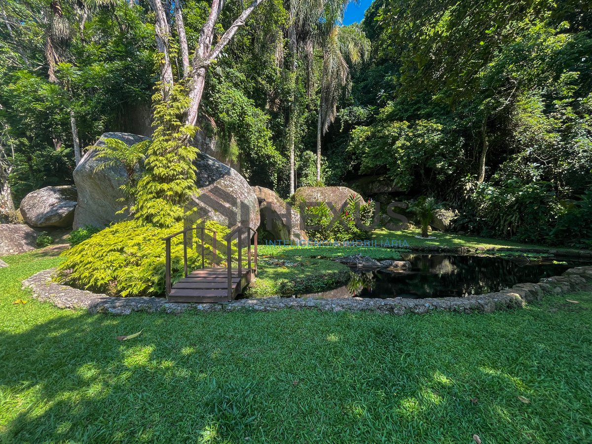 Foto 7 de Casa perfeita para pousada ou retiro no Jardim Guaiuba, Guaruja