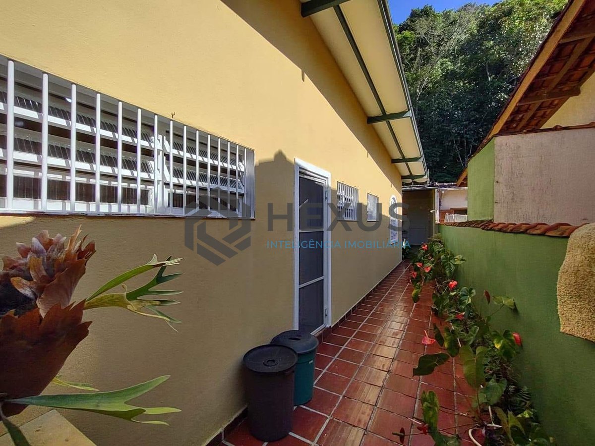 Foto 20 de Casa no Jardim Albamar, Guaruja