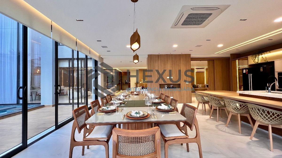 Foto 21 de Casa nova reformada com piscina e área gourmet no Acapulco, Guaruja
