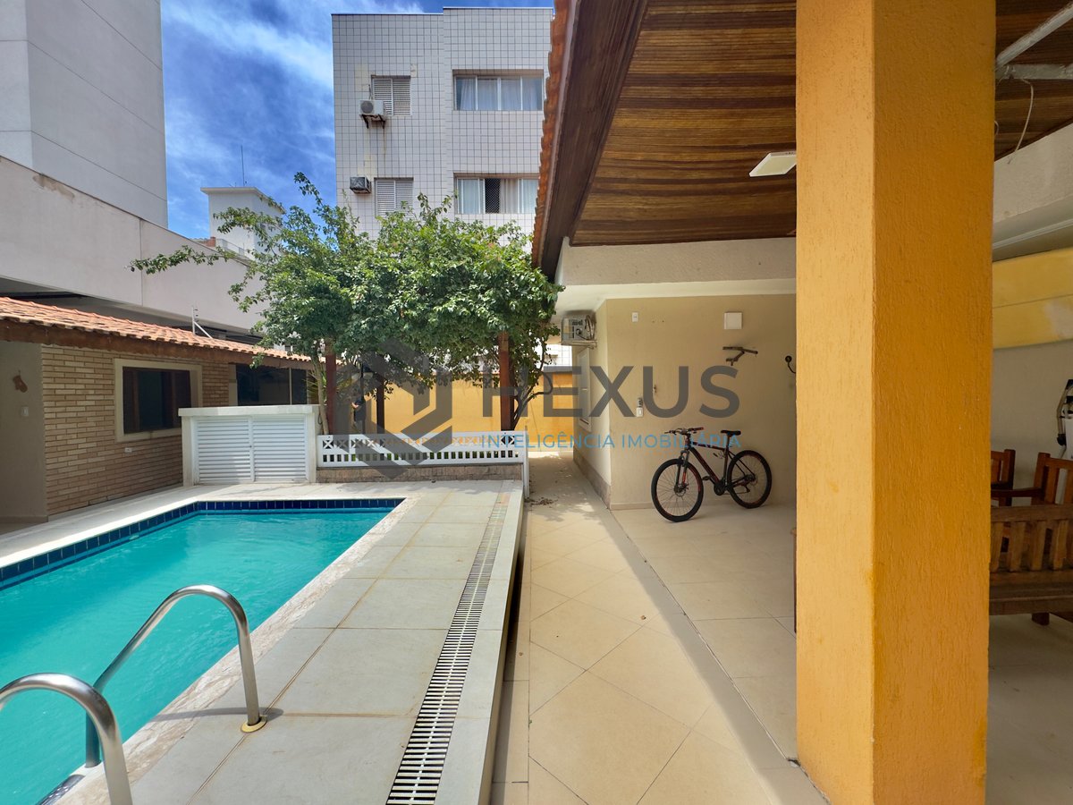 Foto 17 de Casa de alto padrão na Praia das Astúrias, Guaruja