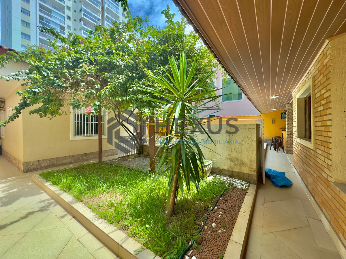 Foto 20 de Casa de alto padrão na Praia das Astúrias, Guaruja