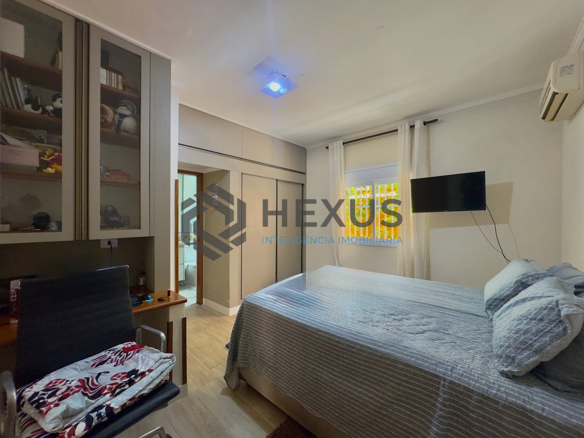 Foto 45 de Casa de alto padrão na Praia das Astúrias, Guaruja