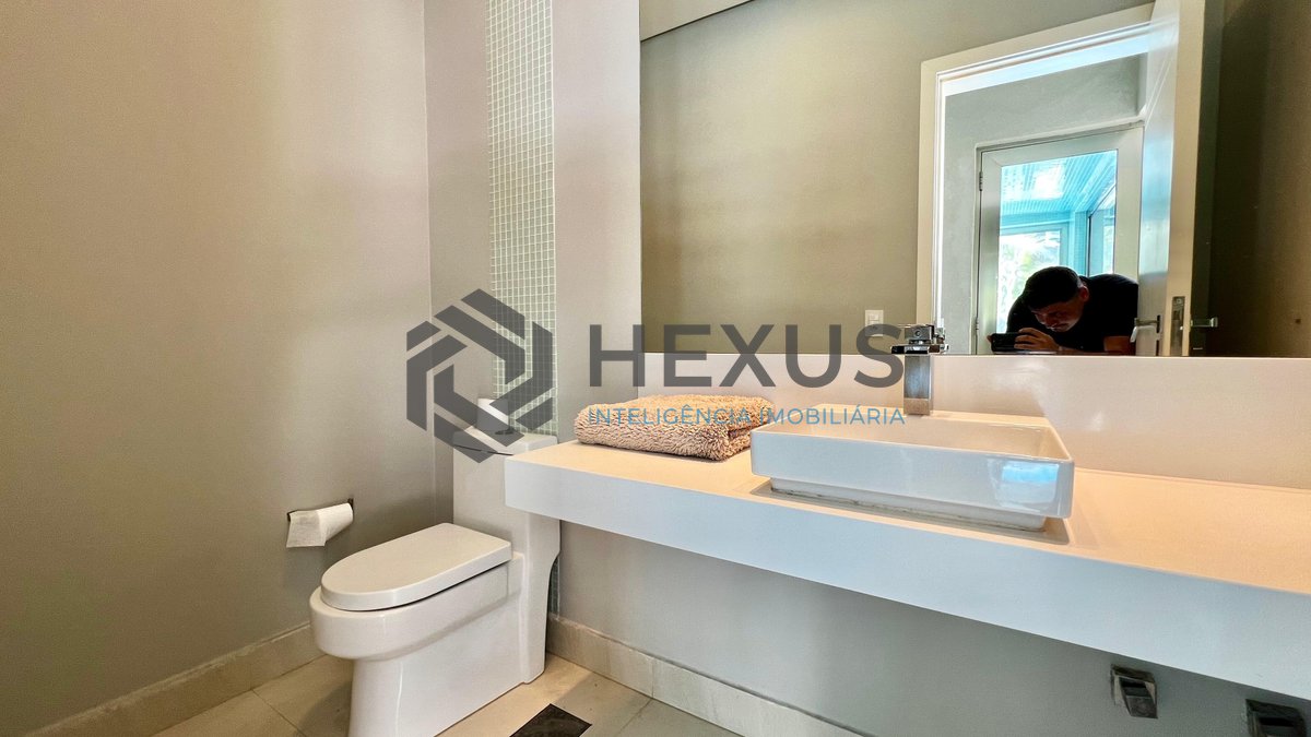 Foto 39 de Mansão de Alto Padrão no Jardim Acapulco – Reformada, Mobiliada, com Luxo, Espaço e Exclusividade no Guarujá