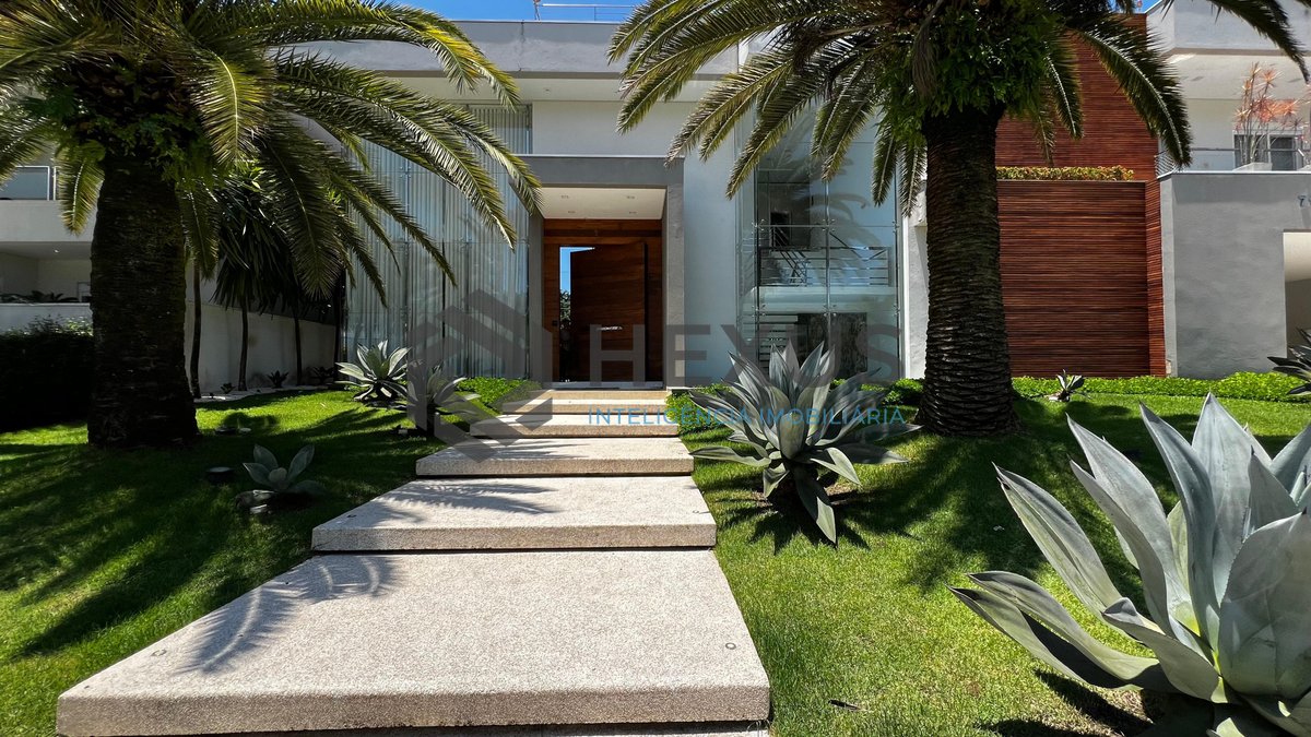 Foto 53 de Mansão de Alto Padrão no Jardim Acapulco – Reformada, Mobiliada, com Luxo, Espaço e Exclusividade no Guarujá
