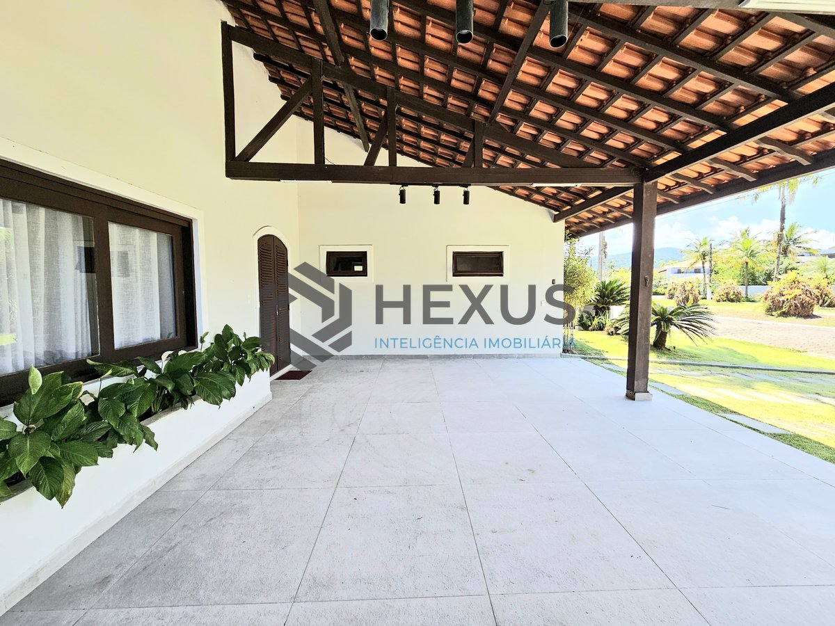 Foto 28 de Residência Nova de Alto Padrão no Jardim Acapulco – Sofisticação, Espaço e Conforto no Guarujá