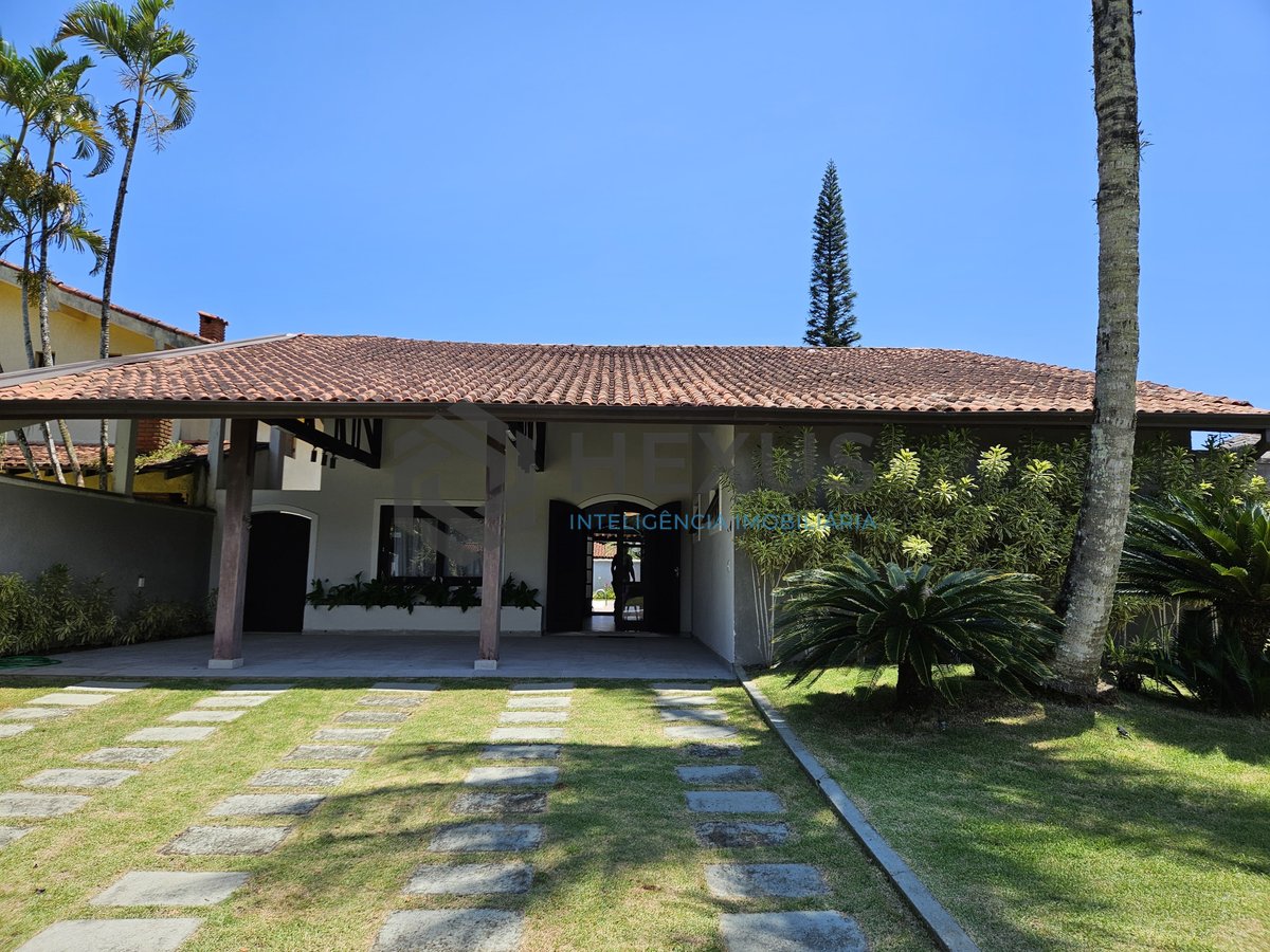 Foto 33 de Residência Nova de Alto Padrão no Jardim Acapulco – Sofisticação, Espaço e Conforto no Guarujá