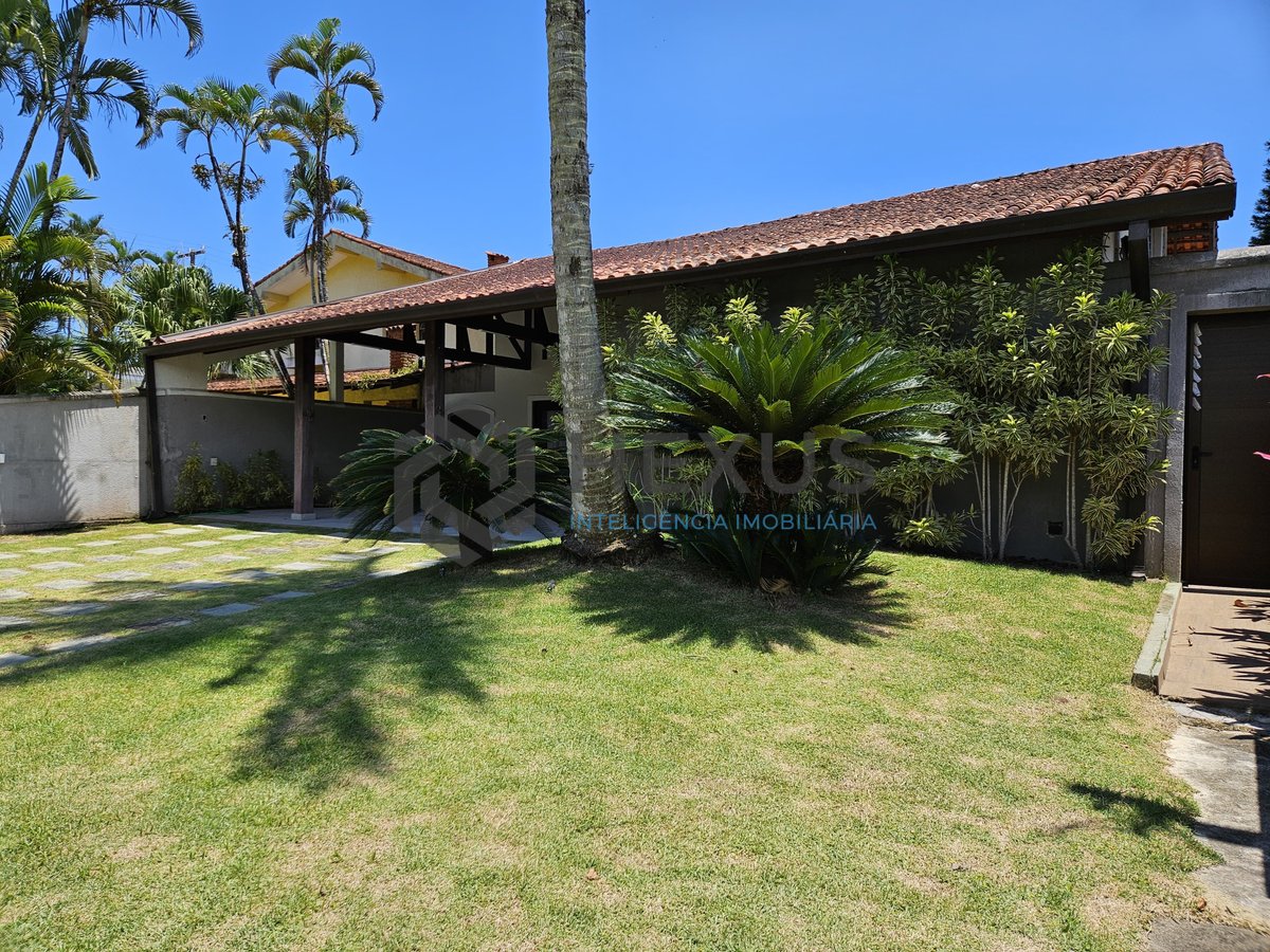 Foto 41 de Residência Nova de Alto Padrão no Jardim Acapulco – Sofisticação, Espaço e Conforto no Guarujá