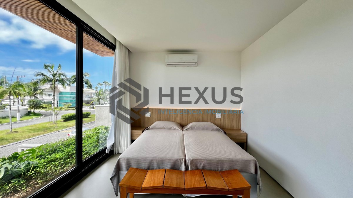 Foto 35 de Residência de Alto Padrão no Jardim Acapulco – Linhas Retas, Projeto Imponente, Ambientes Integrados e Conforto Absoluto
