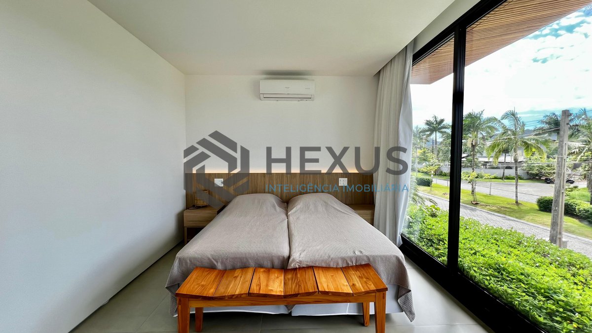 Foto 38 de Residência de Alto Padrão no Jardim Acapulco – Linhas Retas, Projeto Imponente, Ambientes Integrados e Conforto Absoluto