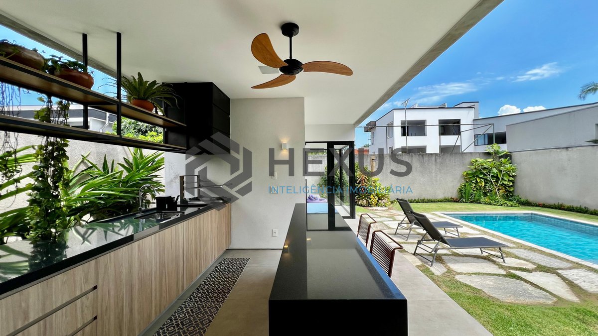 Foto 65 de Residência de Alto Padrão no Jardim Acapulco – Linhas Retas, Projeto Imponente, Ambientes Integrados e Conforto Absoluto