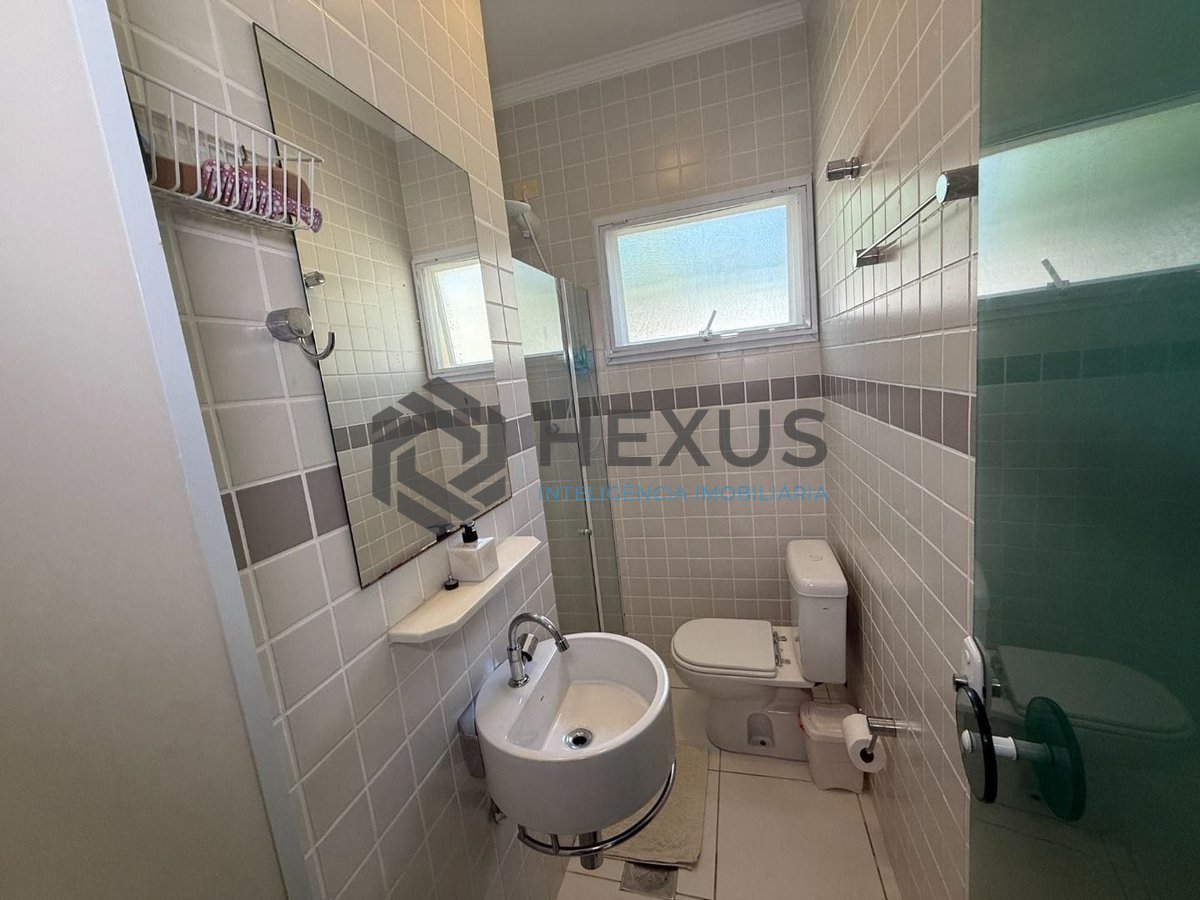Foto 25 de Casa reformada com piscina e área gourmet no Jardim Pernambuco I, Guaruja