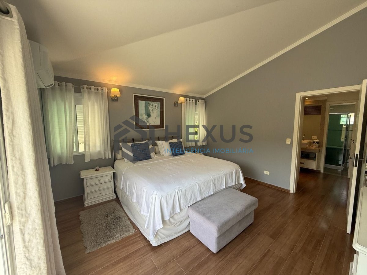 Foto 33 de Casa reformada com piscina e área gourmet no Jardim Pernambuco I, Guaruja