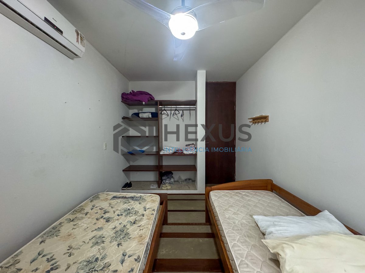 Foto 31 de Casa de praia com piscina e churrasqueira no Sítio São Pedro, Guaruja