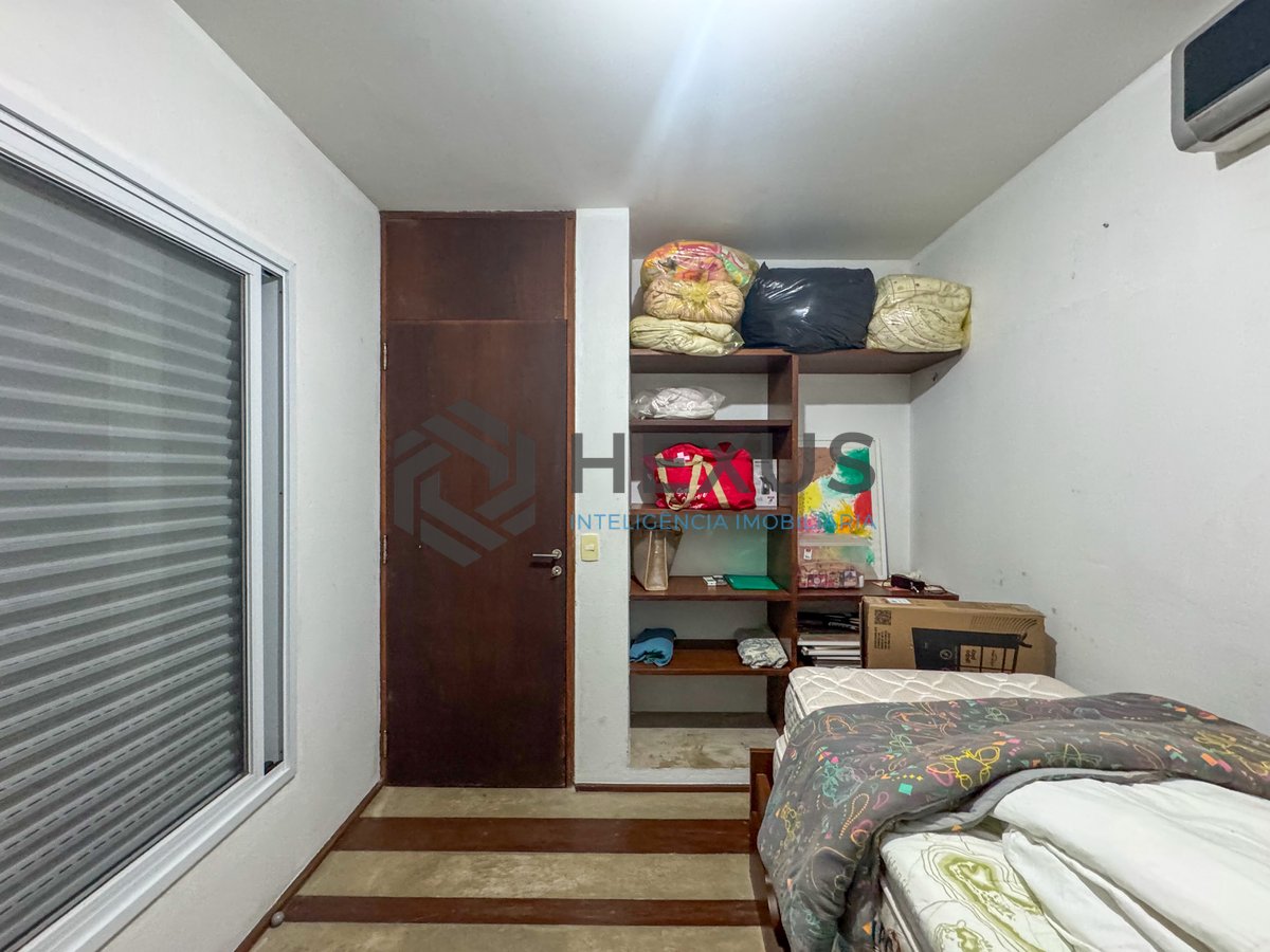 Foto 40 de Casa de praia com piscina e churrasqueira no Sítio São Pedro, Guaruja