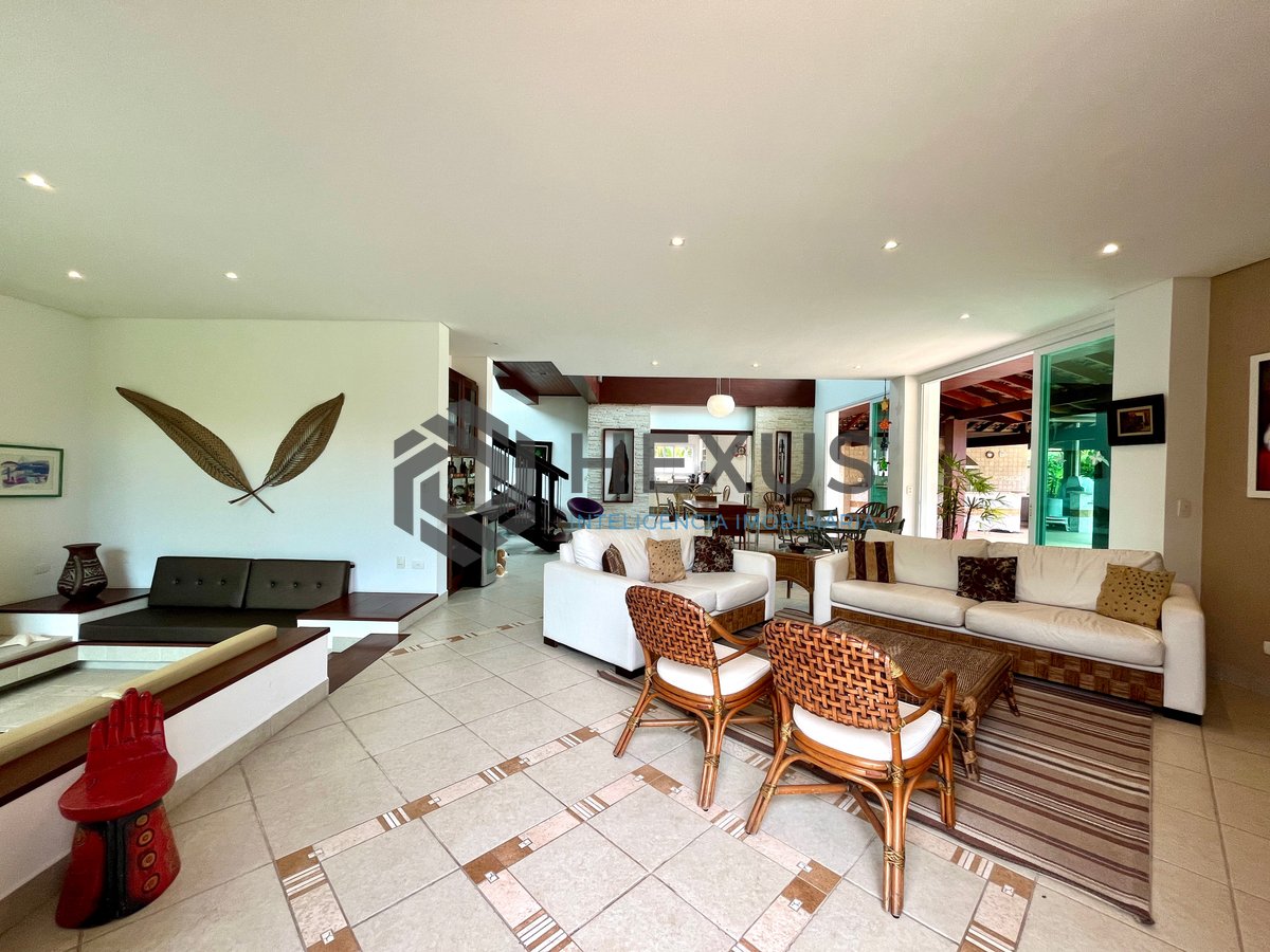 Foto 17 de Casa à venda no Costão do Pernambuco, 5 Suítes e 4 Vagas.