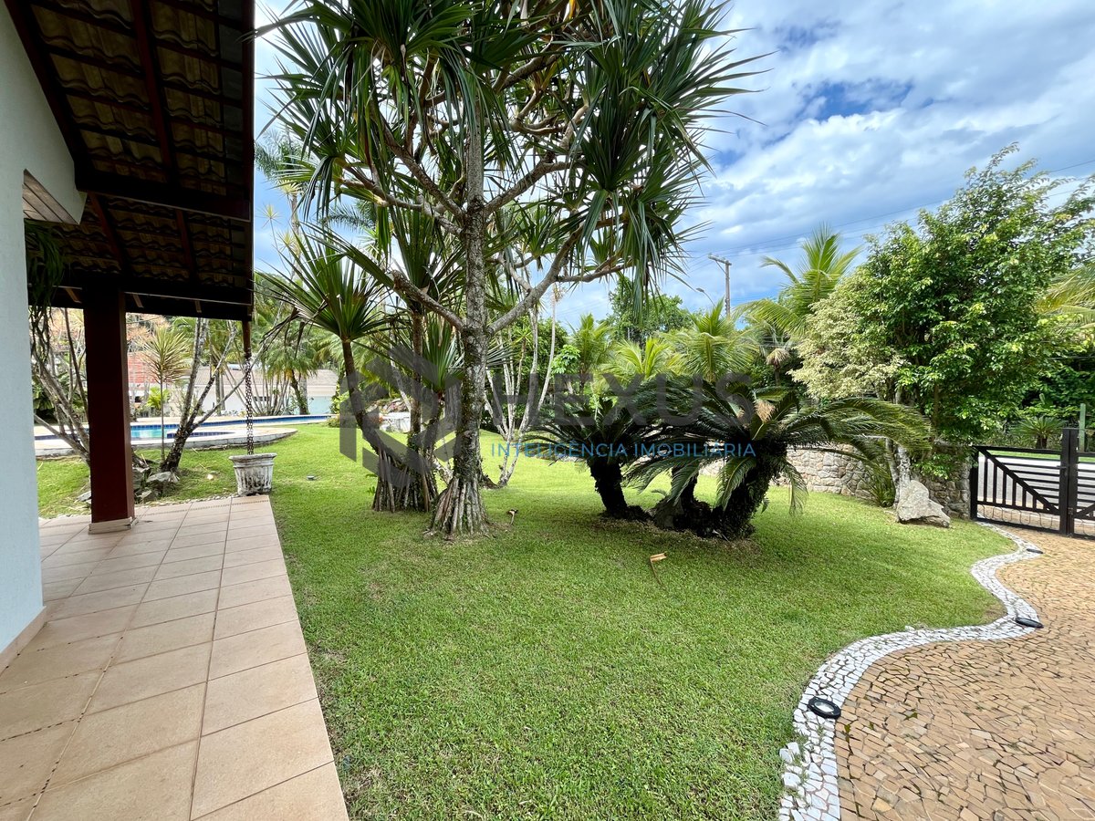 Foto 19 de Casa à venda no Costão do Pernambuco, 5 Suítes e 4 Vagas.
