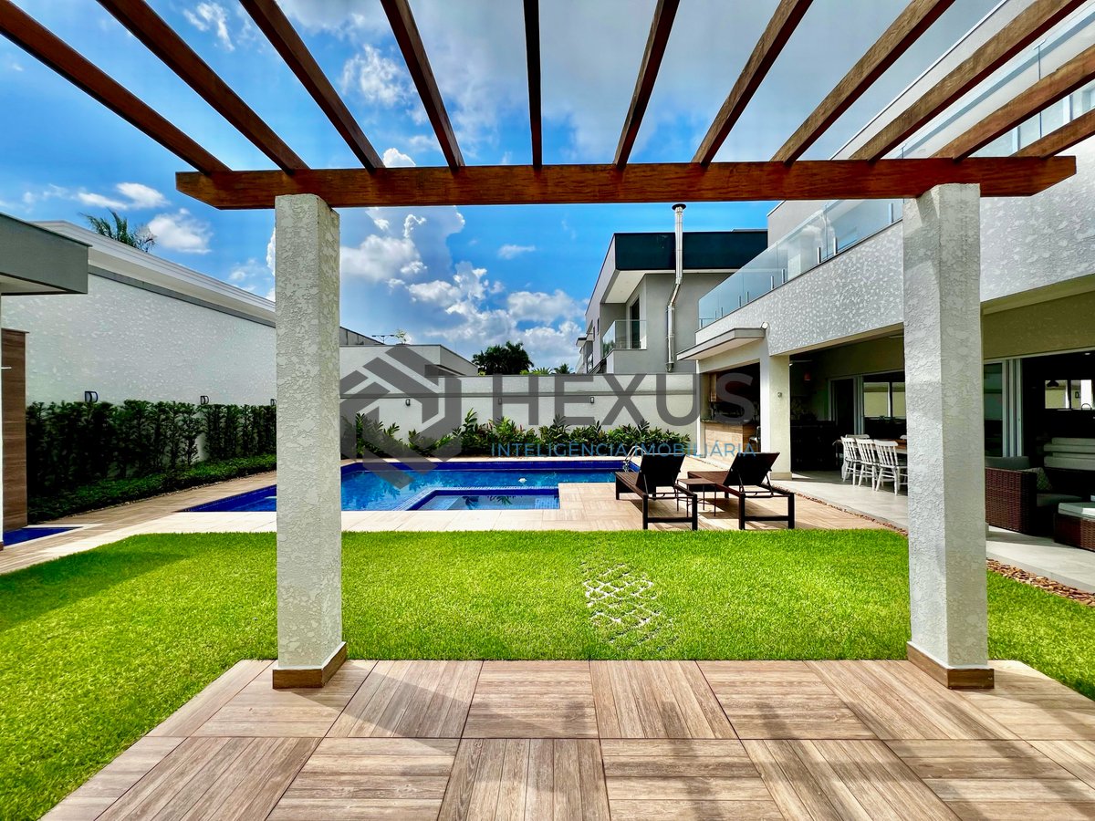 Foto 16 de Casa reformada de alto padrão com piscina e área gourmet no Jardim Acapulco, Guaruja