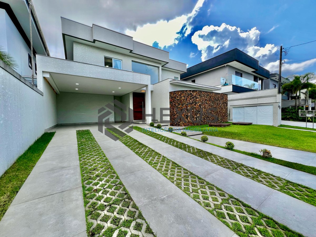 Foto 36 de Casa reformada de alto padrão com piscina e área gourmet no Jardim Acapulco, Guaruja