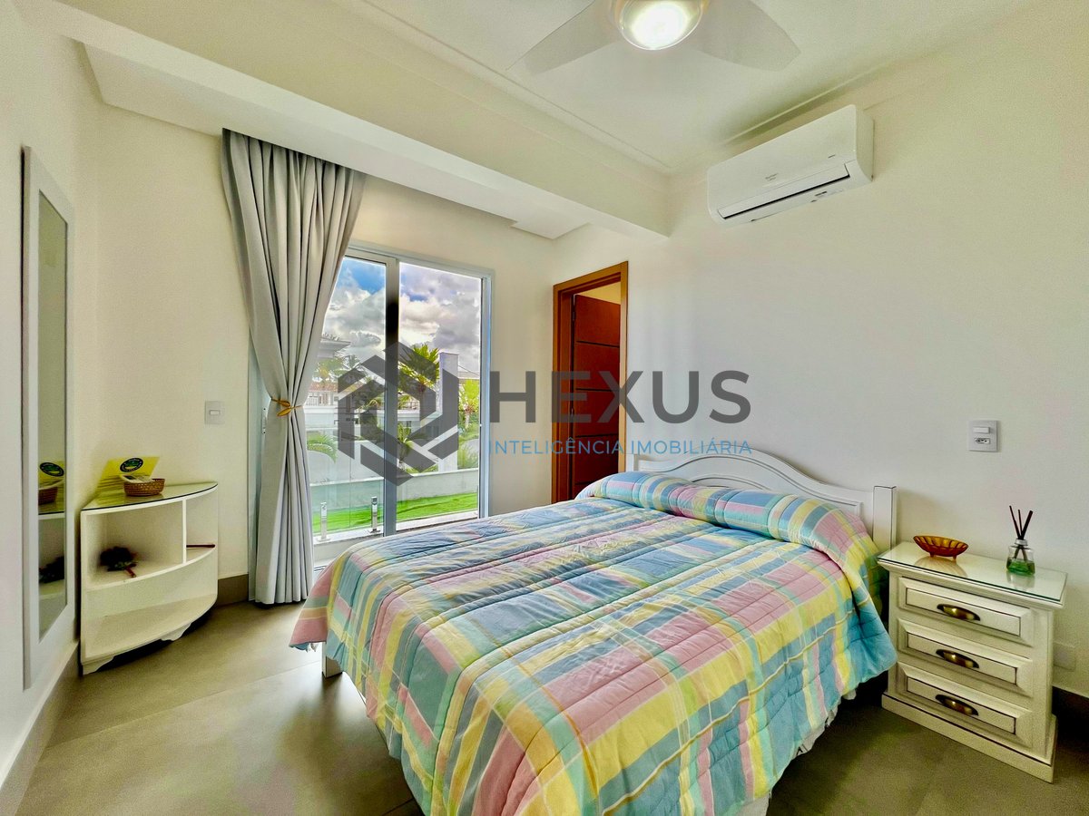 Foto 40 de Casa reformada de alto padrão com piscina e área gourmet no Jardim Acapulco, Guaruja