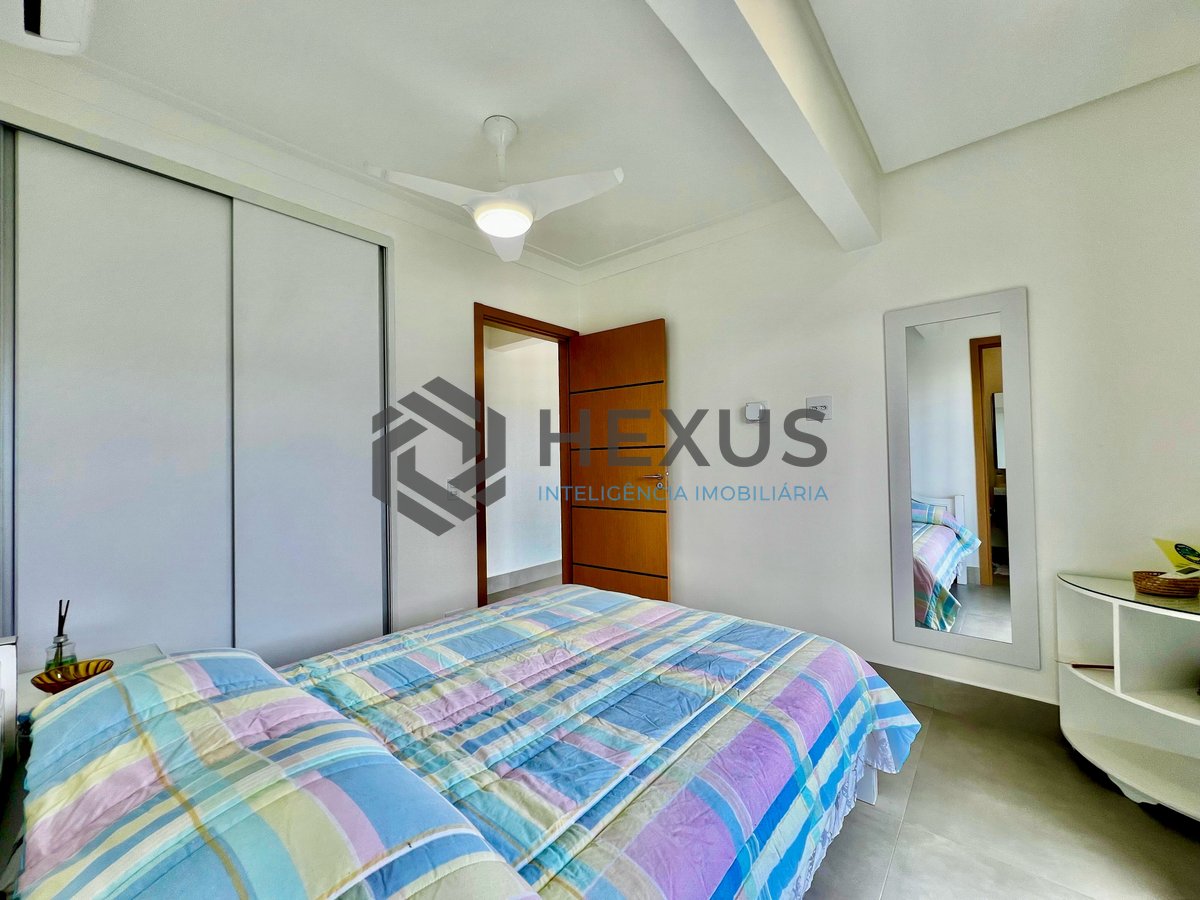 Foto 44 de Casa reformada de alto padrão com piscina e área gourmet no Jardim Acapulco, Guaruja