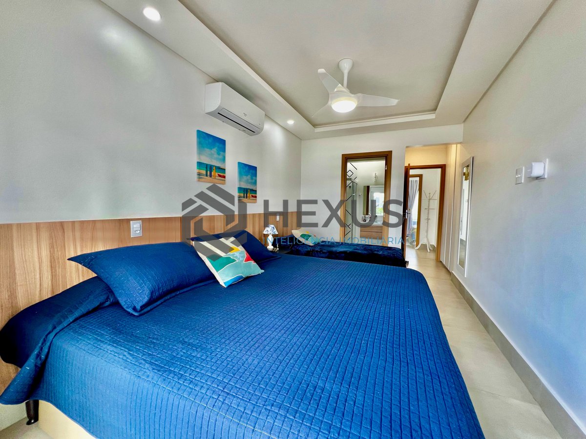 Foto 49 de Casa reformada de alto padrão com piscina e área gourmet no Jardim Acapulco, Guaruja