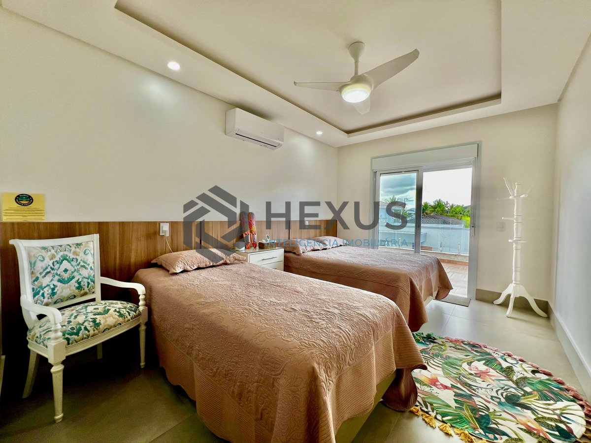 Foto 56 de Casa reformada de alto padrão com piscina e área gourmet no Jardim Acapulco, Guaruja