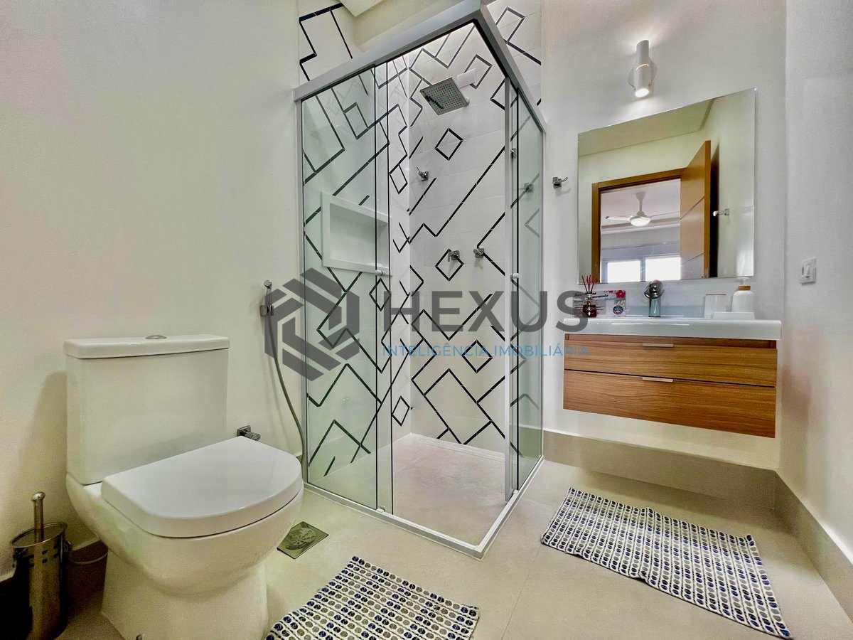 Foto 57 de Casa reformada de alto padrão com piscina e área gourmet no Jardim Acapulco, Guaruja
