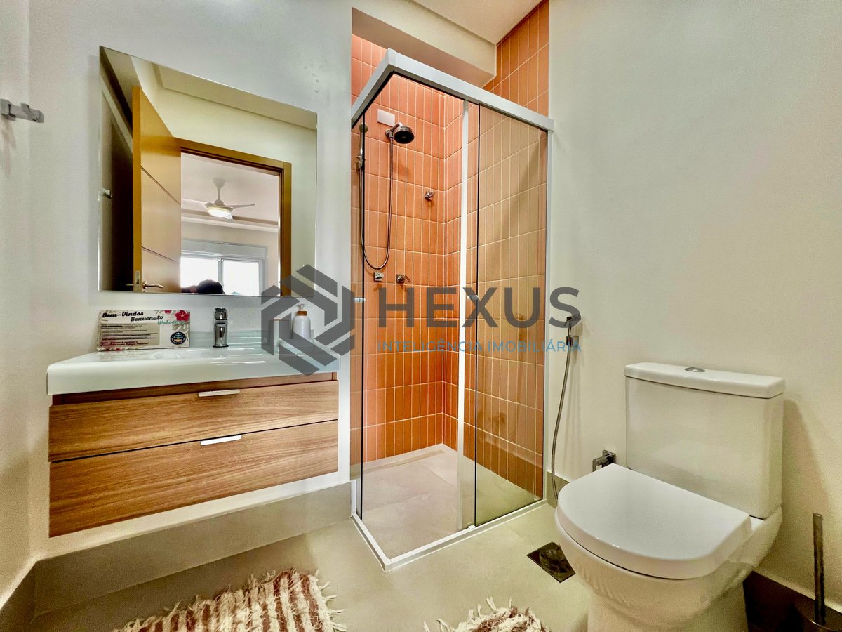 Foto 58 de Casa reformada de alto padrão com piscina e área gourmet no Jardim Acapulco, Guaruja