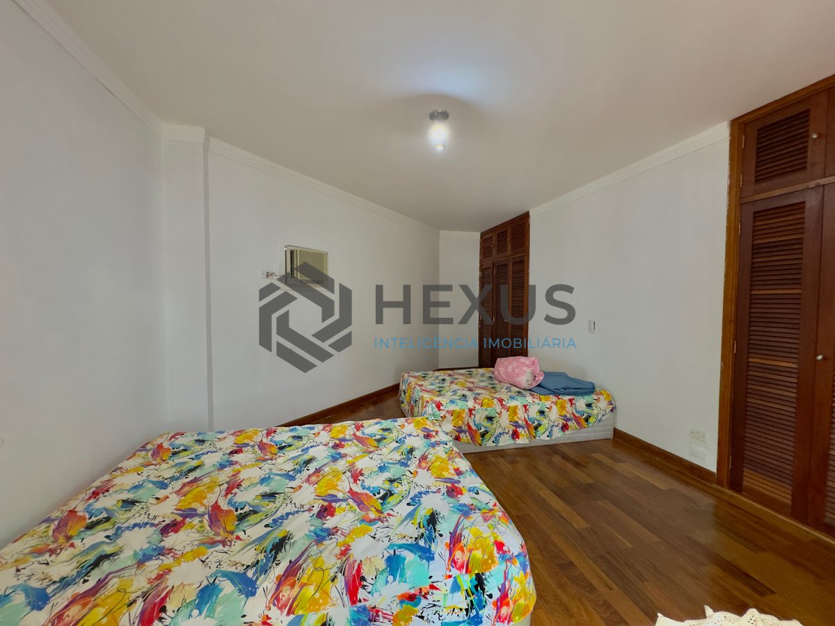 Foto 51 de Casa reformada com piscina e área gourmet no Condomínio Jardim Acapulco, Guaruja