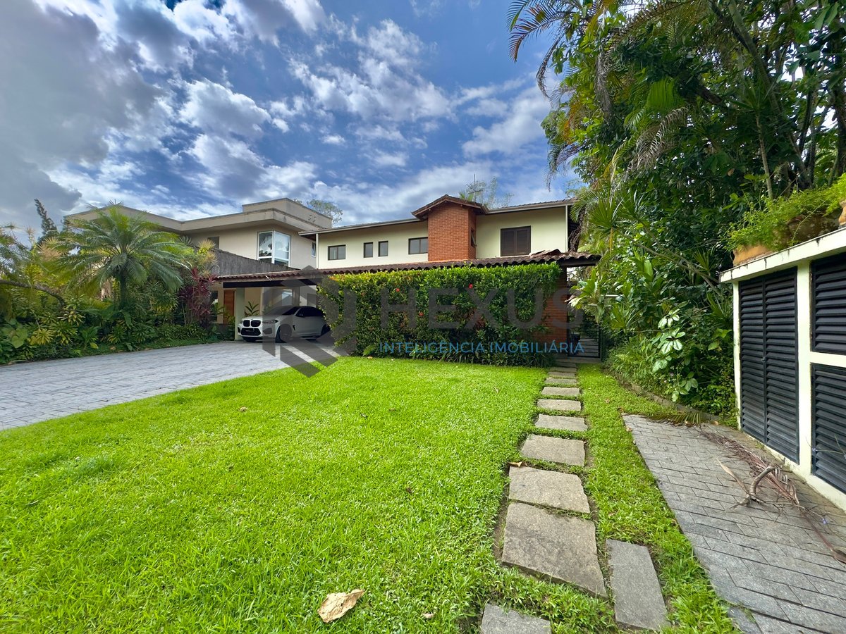 Foto 52 de Casa Charmosa com Espaço Gourmet e Muito Verde no Condomínio Granville, Guaruja