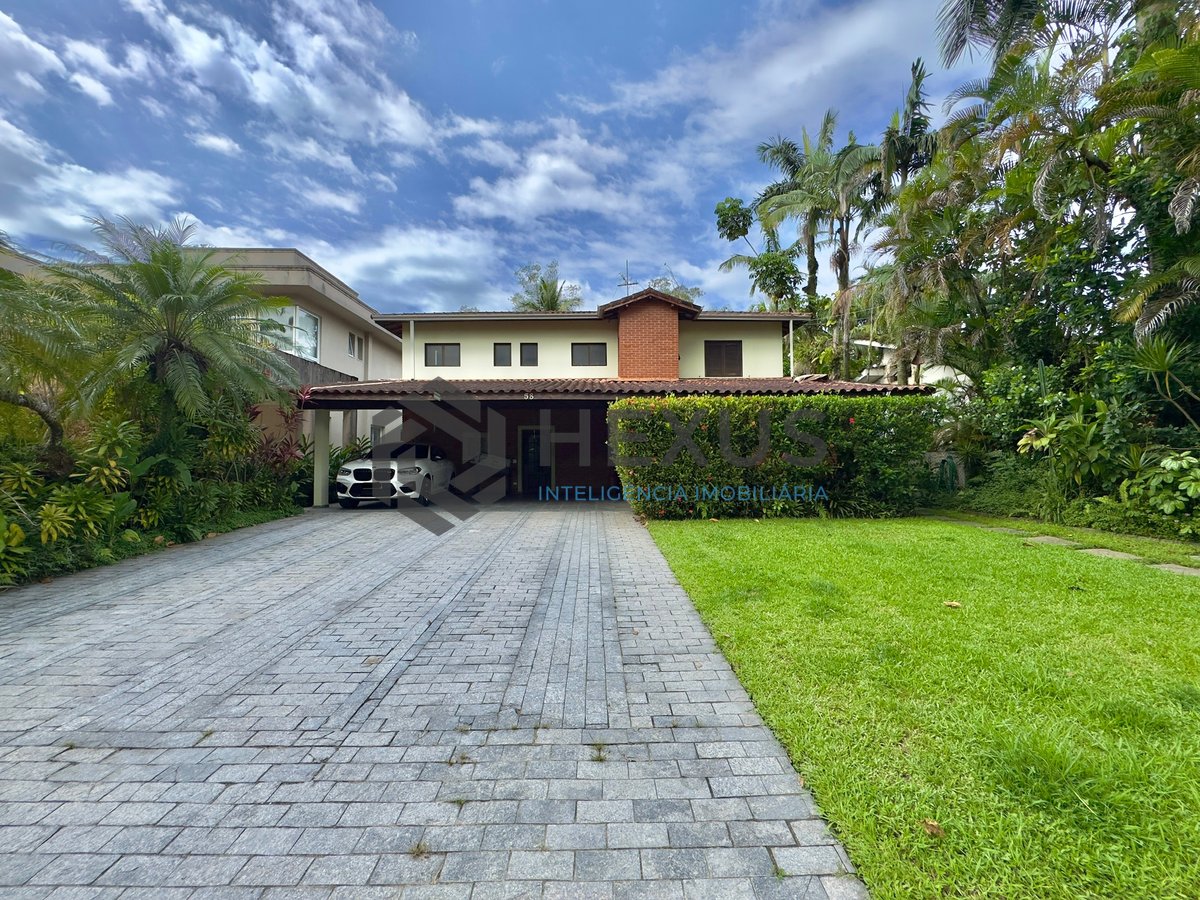 Foto 53 de Casa Charmosa com Espaço Gourmet e Muito Verde no Condomínio Granville, Guaruja