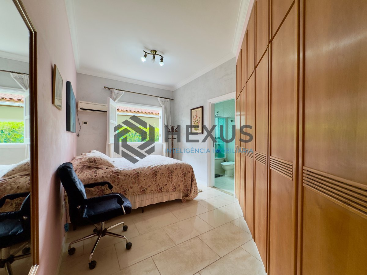 Foto 20 de Casa reformada com varanda piscina e área gourmet no Granville a 700m da praia na Enseada, Guarujá