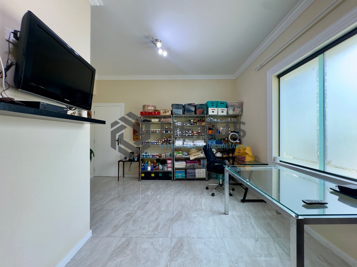 Foto 42 de Casa reformada com varanda piscina e área gourmet no Granville a 700m da praia na Enseada, Guarujá