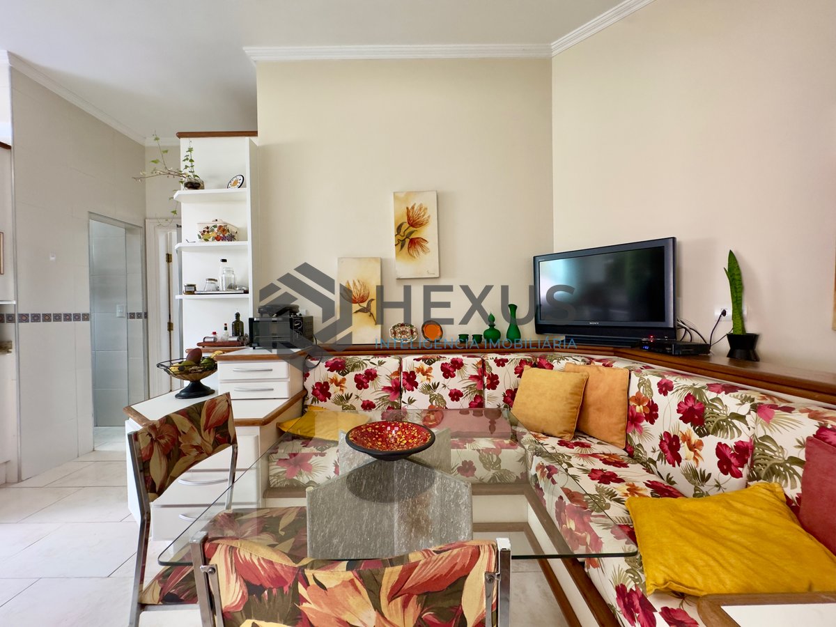 Foto 49 de Casa reformada com varanda piscina e área gourmet no Granville a 700m da praia na Enseada, Guarujá