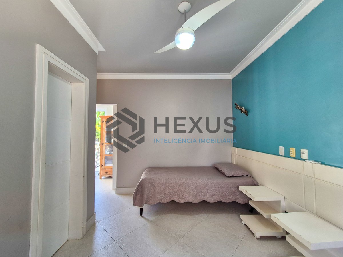 Foto 36 de Casa reformada com piscina e área gourmet no Jardim Pernambuco I, Guarujá