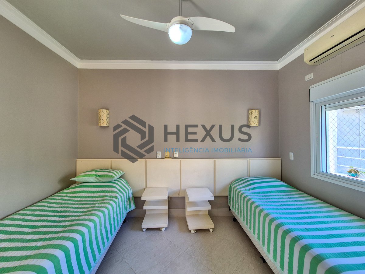 Foto 40 de Casa reformada com piscina e área gourmet no Jardim Pernambuco I, Guarujá