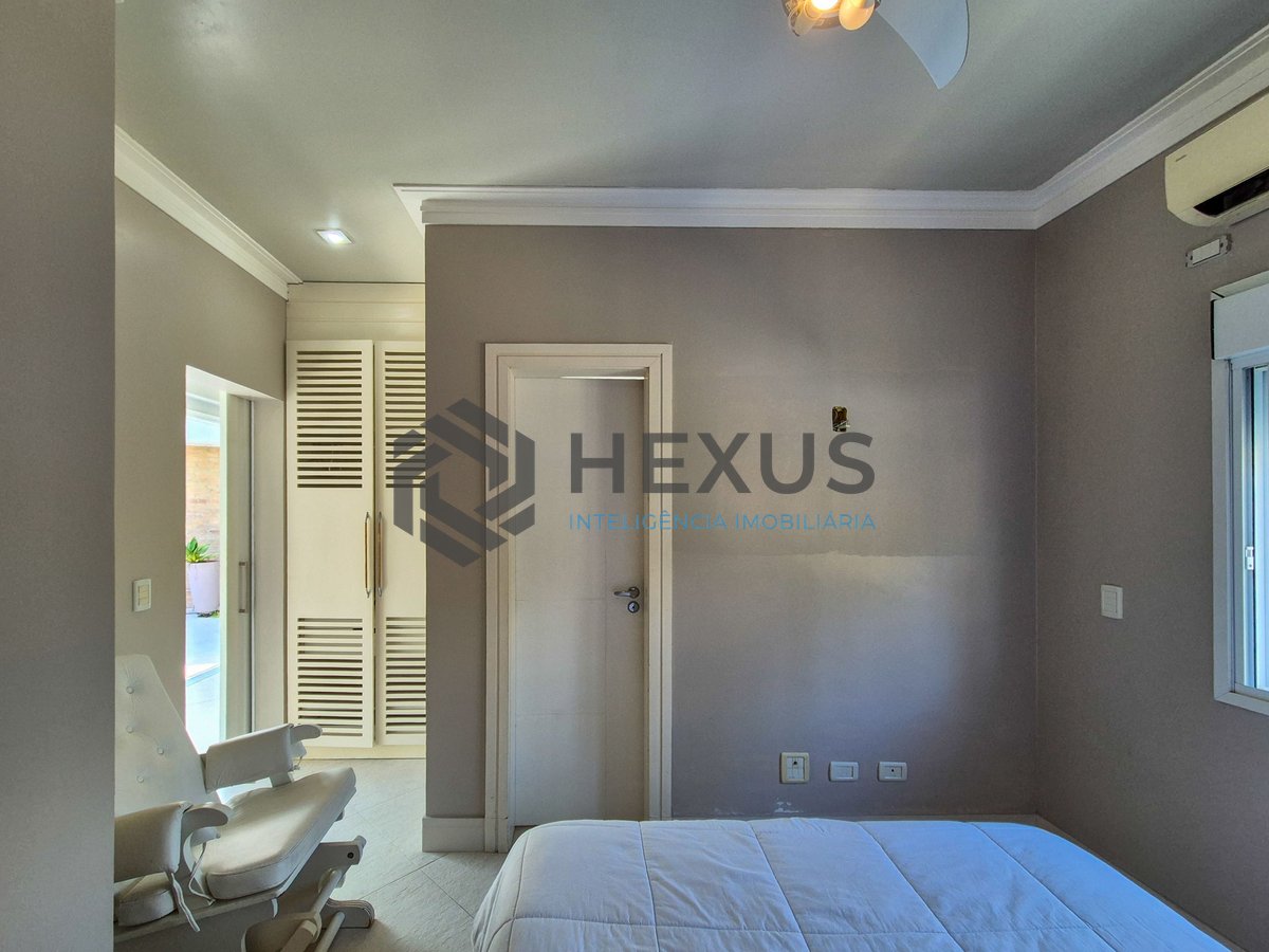 Foto 50 de Casa reformada com piscina e área gourmet no Jardim Pernambuco I, Guarujá